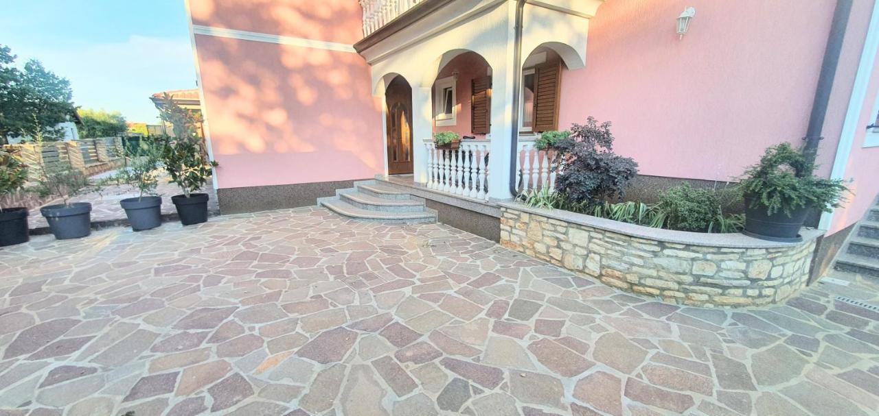 Apartmani Radmila Nova Vas  Extérieur photo