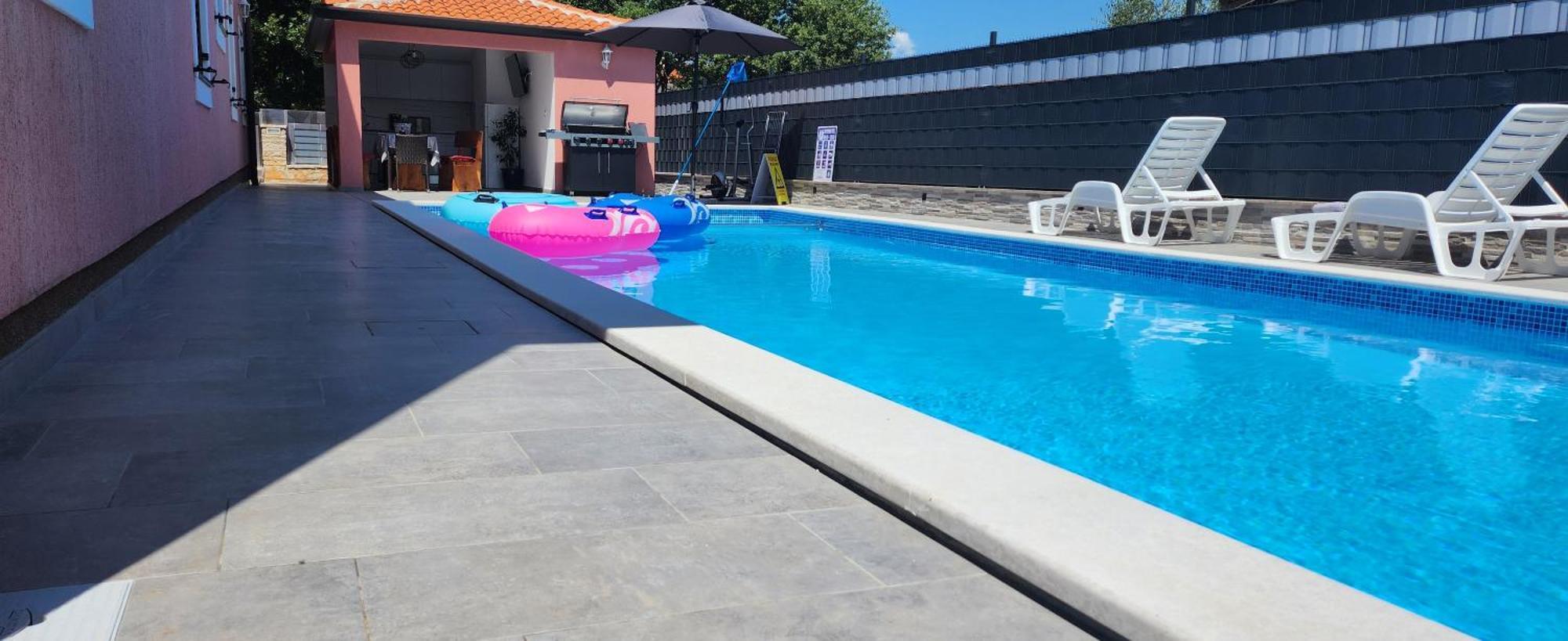 Apartmani Radmila Nova Vas  Extérieur photo