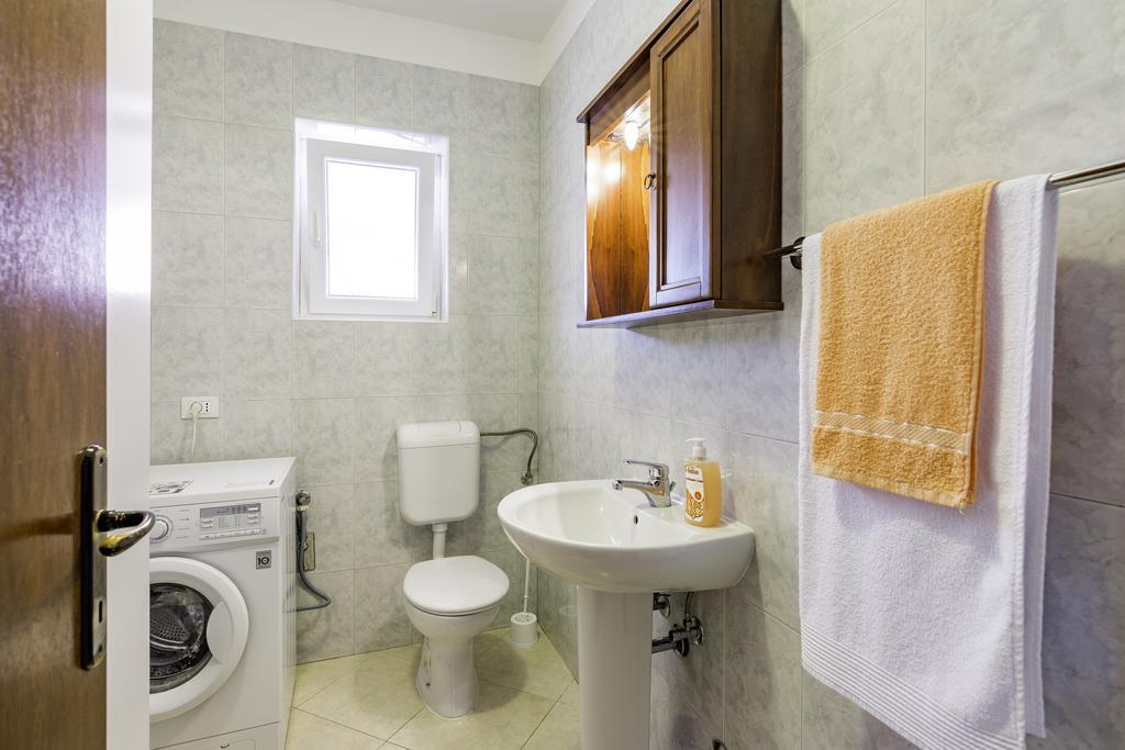 Apartmani Radmila Nova Vas  Extérieur photo