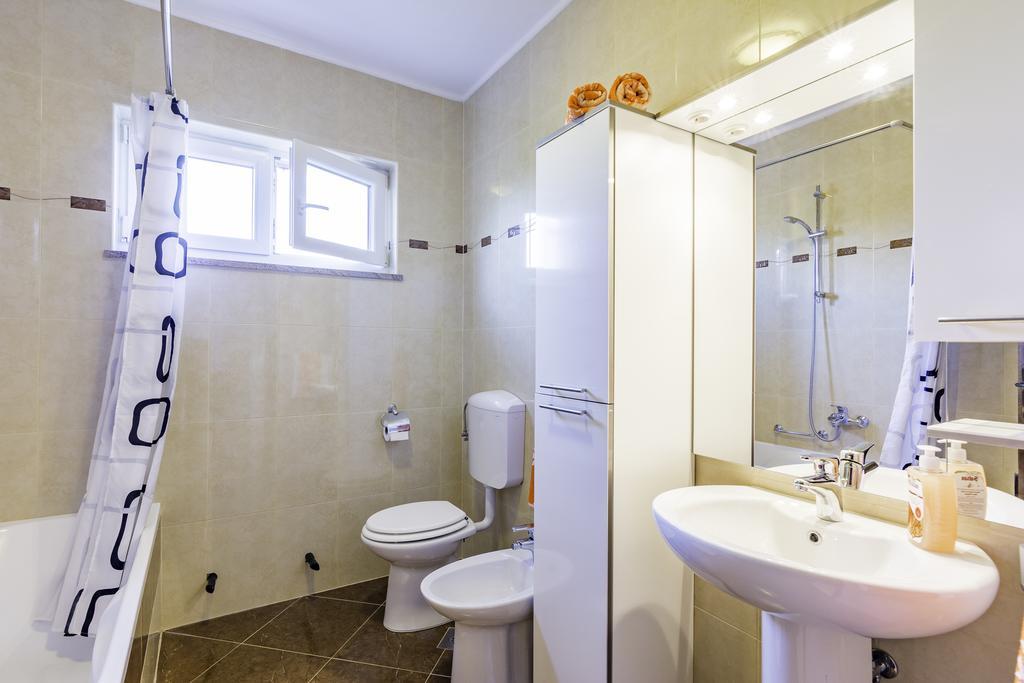 Apartmani Radmila Nova Vas  Extérieur photo