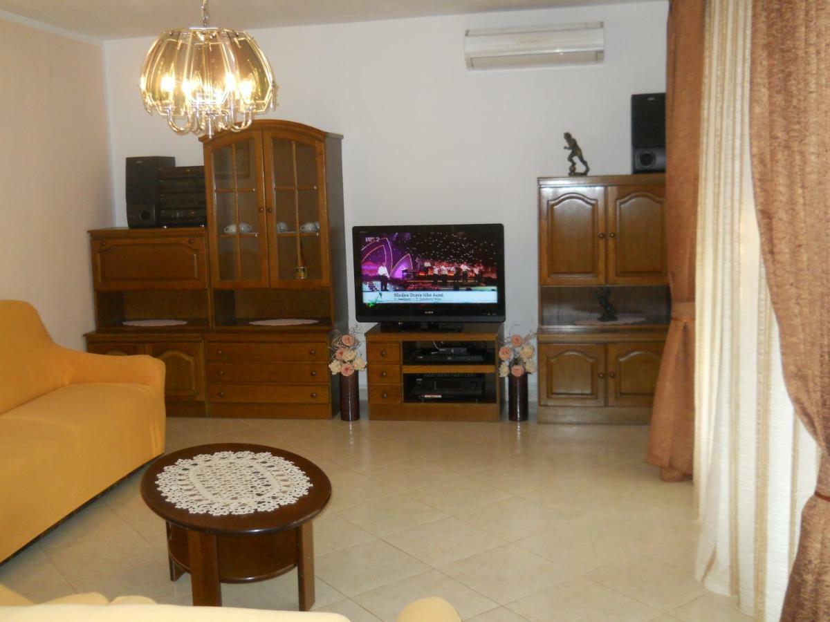 Apartmani Radmila Nova Vas  Extérieur photo